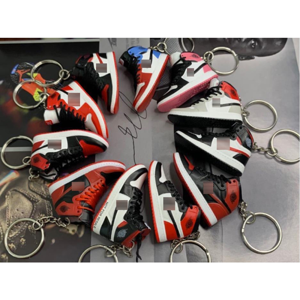 wholesale famous brands mini sneaker keychain with box and bag