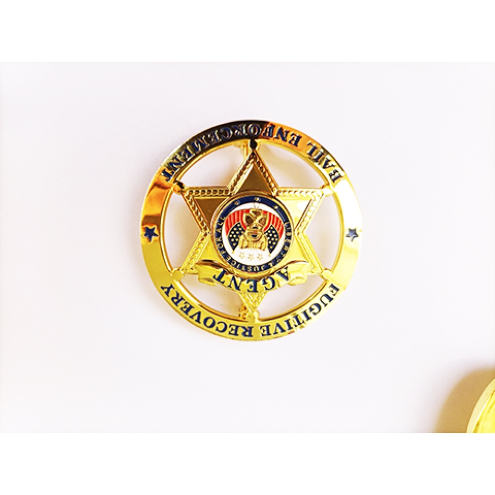 Souvenir enamel security military Police badge